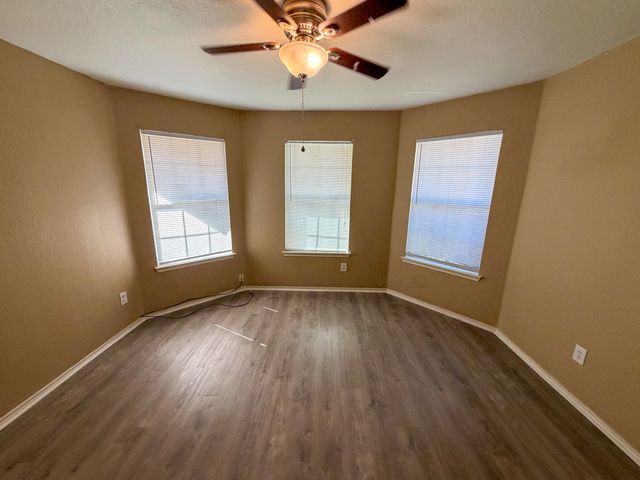 2111 Southridge Lane, Sherman, TX 75092