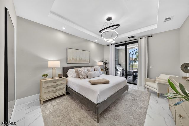 1903 SW 31st TER, Cape Coral, FL 33914