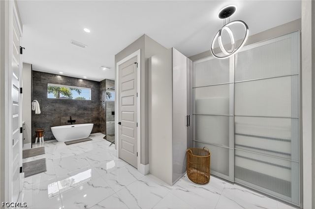 1903 SW 31st TER, Cape Coral, FL 33914