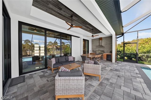 1903 SW 31st TER, Cape Coral, FL 33914