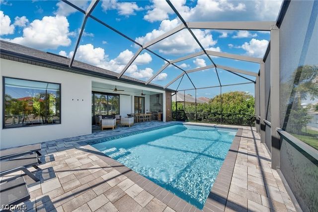 1903 SW 31st TER, Cape Coral, FL 33914