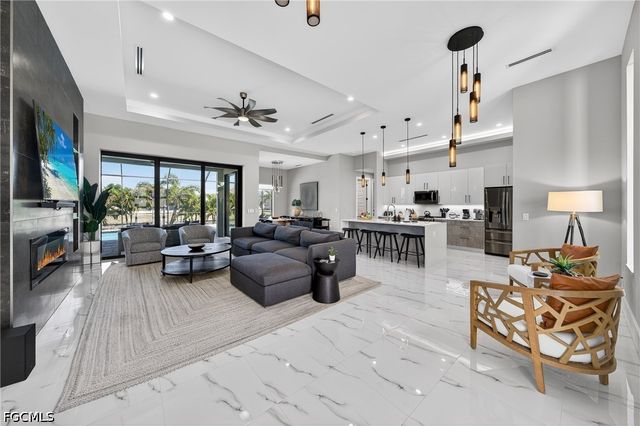 1903 SW 31st TER, Cape Coral, FL 33914