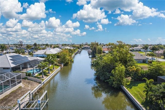 1903 SW 31st TER, Cape Coral, FL 33914