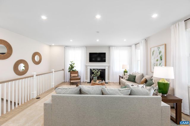 158A LOOKOVER TER, Stuarts Draft, VA 24477