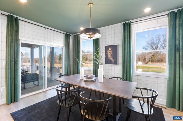 158A LOOKOVER TER, Stuarts Draft, VA 24477