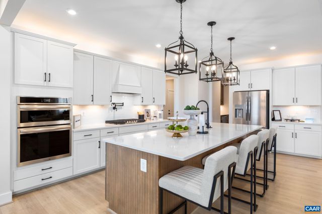 158A LOOKOVER TER, Stuarts Draft, VA 24477