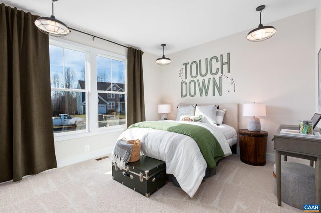 158A LOOKOVER TER, Stuarts Draft, VA 24477