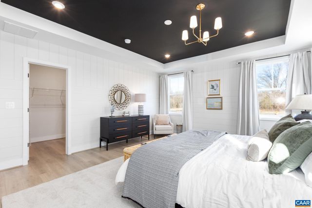 158A LOOKOVER TER, Stuarts Draft, VA 24477