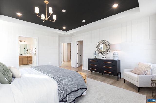 158A LOOKOVER TER, Stuarts Draft, VA 24477