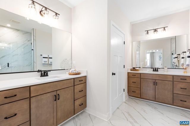 158A LOOKOVER TER, Stuarts Draft, VA 24477