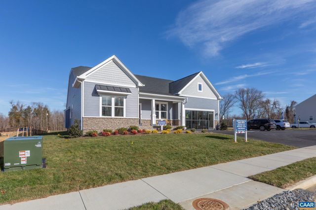 158A LOOKOVER TER, Stuarts Draft, VA 24477