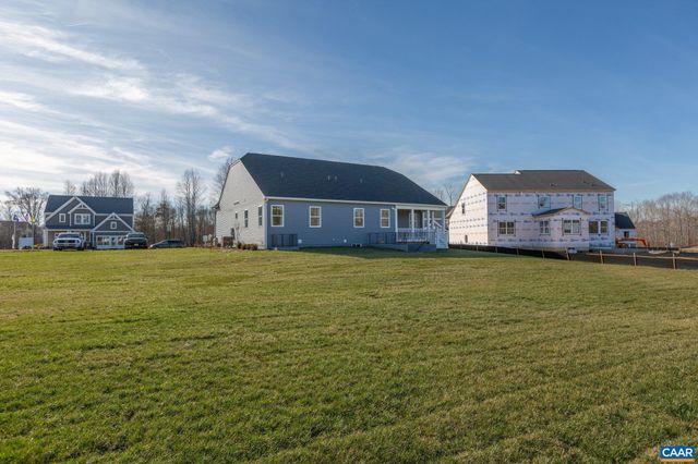 158A LOOKOVER TER, Stuarts Draft, VA 24477