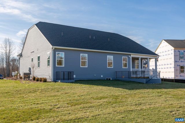 158A LOOKOVER TER, Stuarts Draft, VA 24477