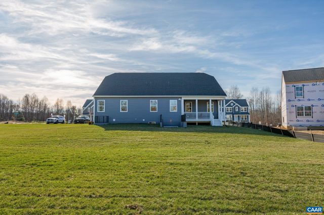 158A LOOKOVER TER, Stuarts Draft, VA 24477