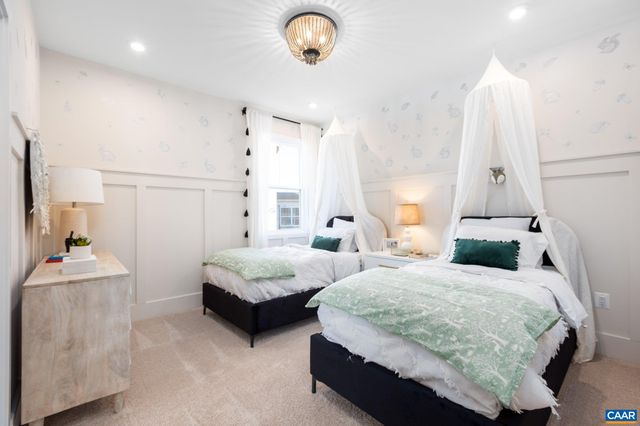 158A LOOKOVER TER, Stuarts Draft, VA 24477