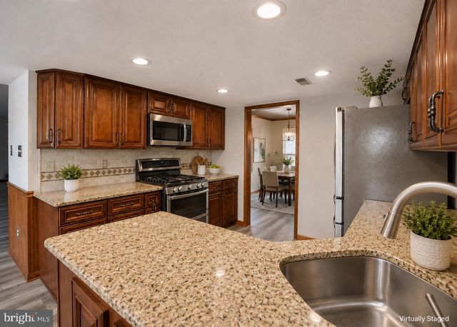 24 JAMIE DR, Sewell, NJ 08080