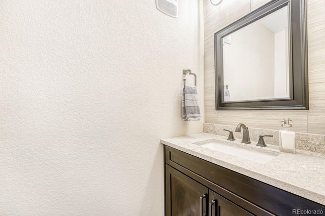 26867 E Irish Avenue, Aurora, CO 80016