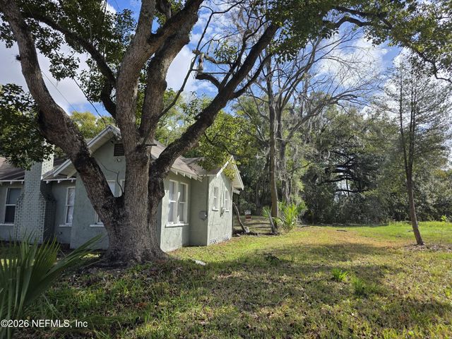 223 LANE Avenue S, Jacksonville, FL 32254