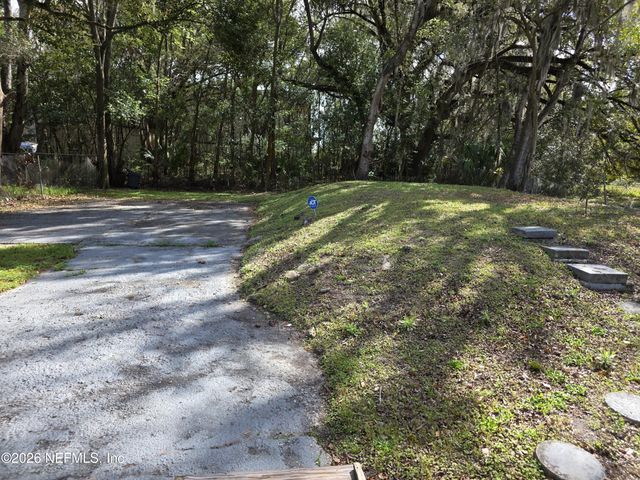 223 LANE Avenue S, Jacksonville, FL 32254