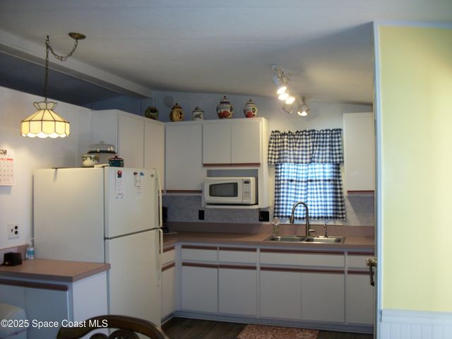 1972 Mango Street NE, Palm Bay, FL 32905