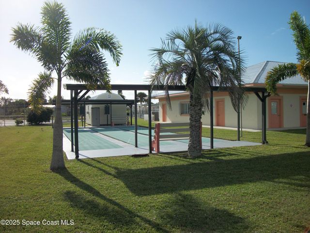 1972 Mango Street NE, Palm Bay, FL 32905