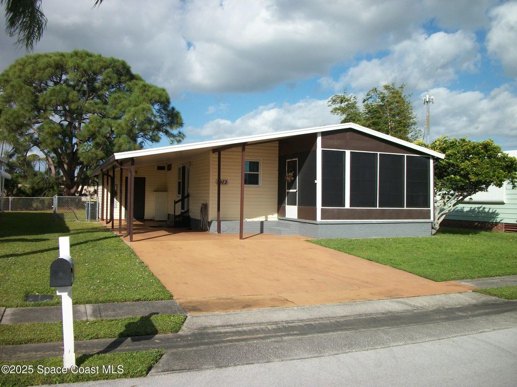 1972 Mango Street NE, Palm Bay, FL 32905