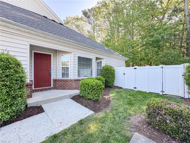 4581 Carriage DR, Virginia Beach, VA 23464