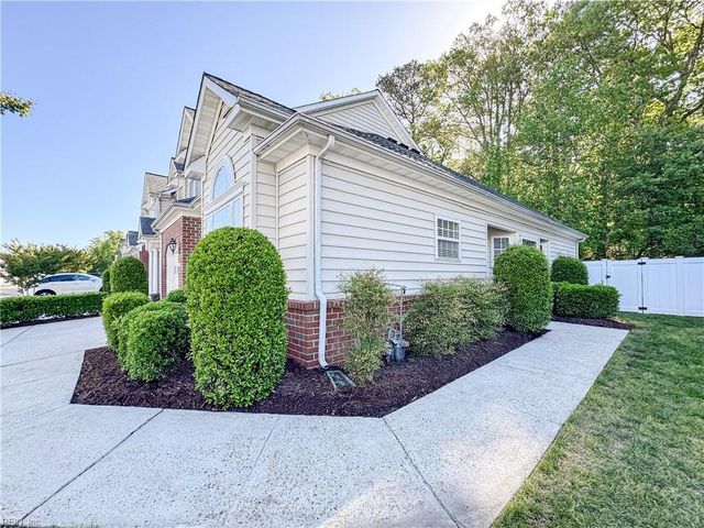 4581 Carriage DR, Virginia Beach, VA 23464