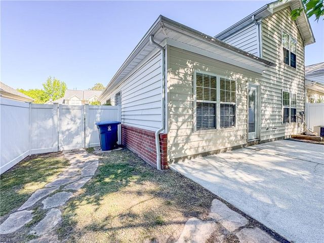 4581 Carriage DR, Virginia Beach, VA 23464