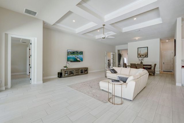 9234 Balsamo Drive, Palm Beach Gardens, FL 33412
