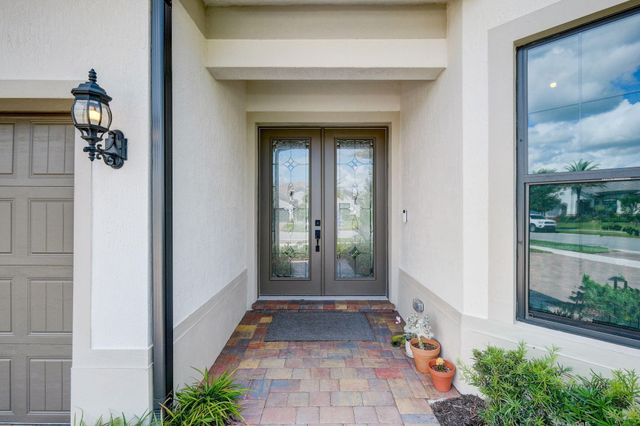 9234 Balsamo Drive, Palm Beach Gardens, FL 33412