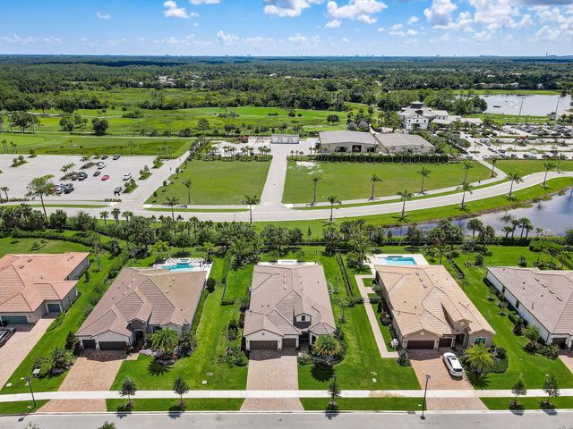 9234 Balsamo Drive, Palm Beach Gardens, FL 33412