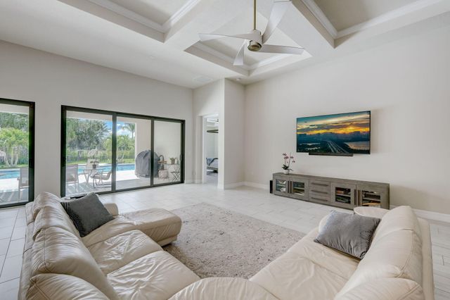 9234 Balsamo Drive, Palm Beach Gardens, FL 33412