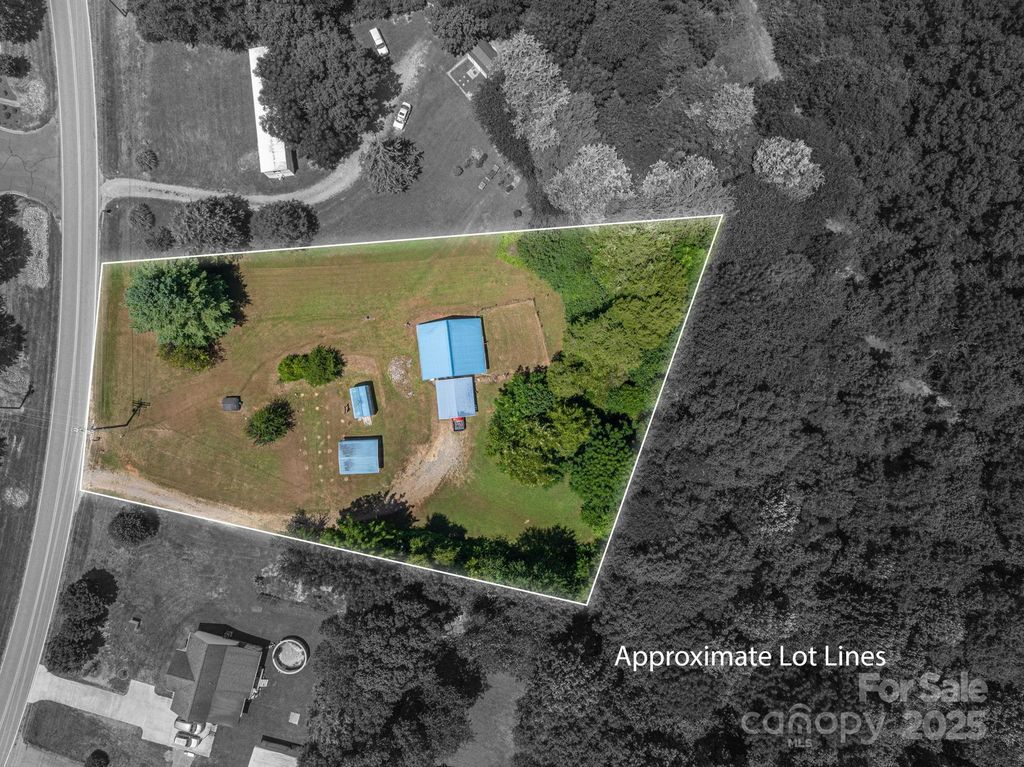 678 Clarks Creek Road, Lincolnton, NC 28092