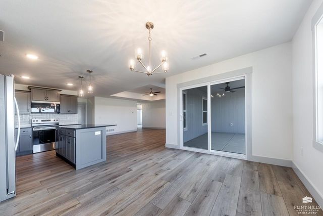 9164 Grammar Court, Manhattan, KS 66502