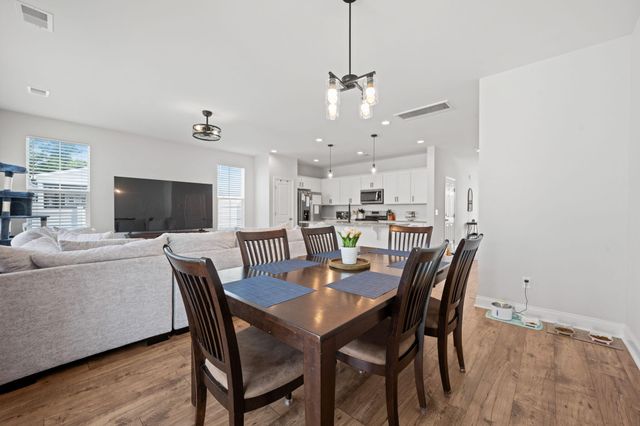 107 Patterson Avenue, Goose Creek, SC 29445