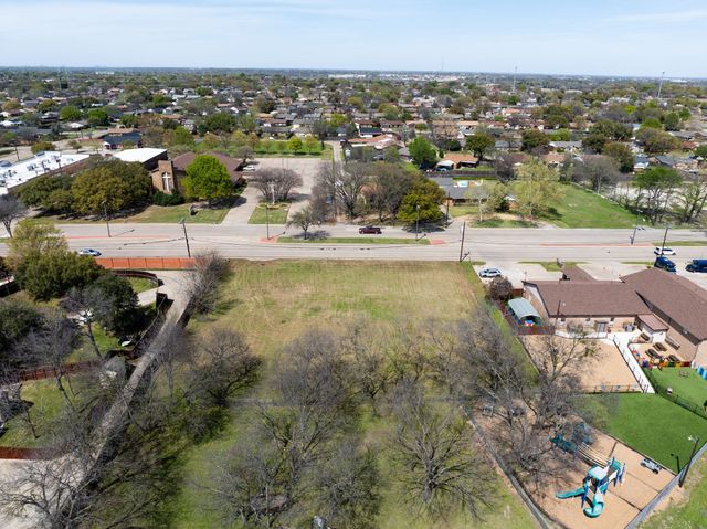 330 Town East Boulevard, Sunnyvale, TX 75182