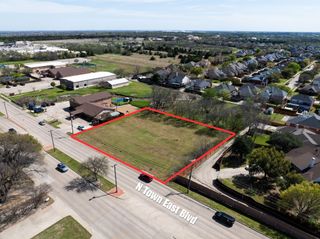 330 Town East Boulevard, Sunnyvale, TX 75182