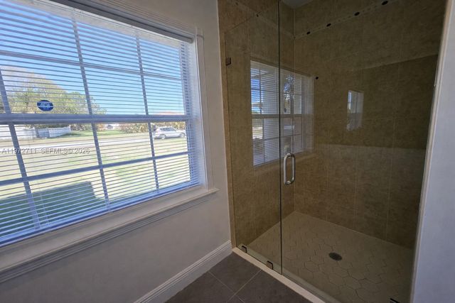 1440 GRAHAM CIR 1440, Lehigh Acres, FL 33936