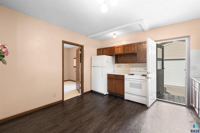 106 S Williams Ave Avenue, Sioux Falls, SD 57104