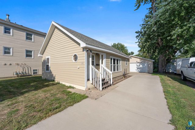 106 S Williams Ave Avenue, Sioux Falls, SD 57104