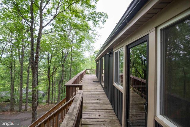 272 FRITZEL, Basye, VA 22810