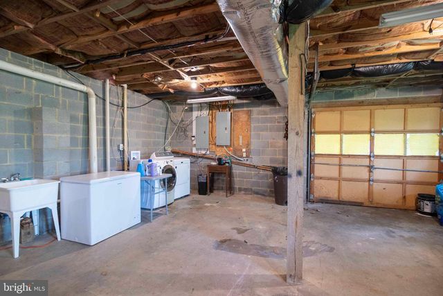 272 FRITZEL, Basye, VA 22810