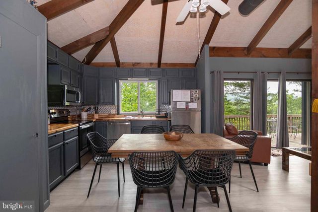 272 FRITZEL, Basye, VA 22810