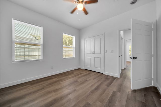 2406 Naoma Street, Dallas, TX 75241