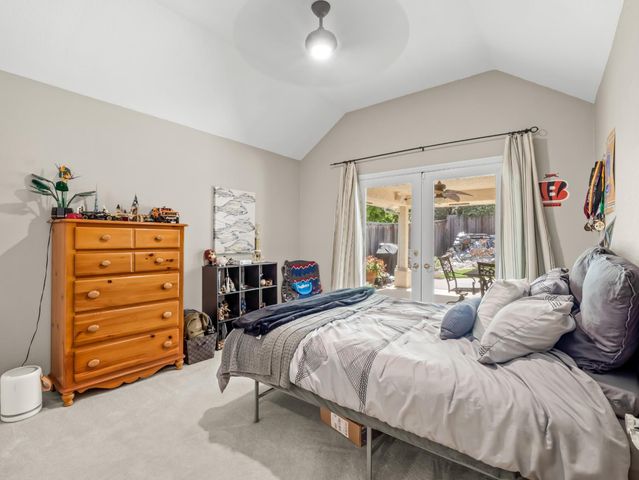 9377 N Saint Martin Drive, Fresno, CA 93720