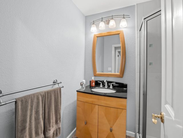 9377 N Saint Martin Drive, Fresno, CA 93720