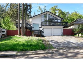 6931 JESSICA Dr, Springfield, OR 97478