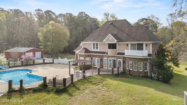 450 Berry Lane SW, Supply, NC 28462