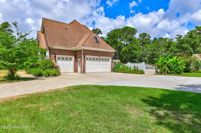 450 Berry Lane SW, Supply, NC 28462